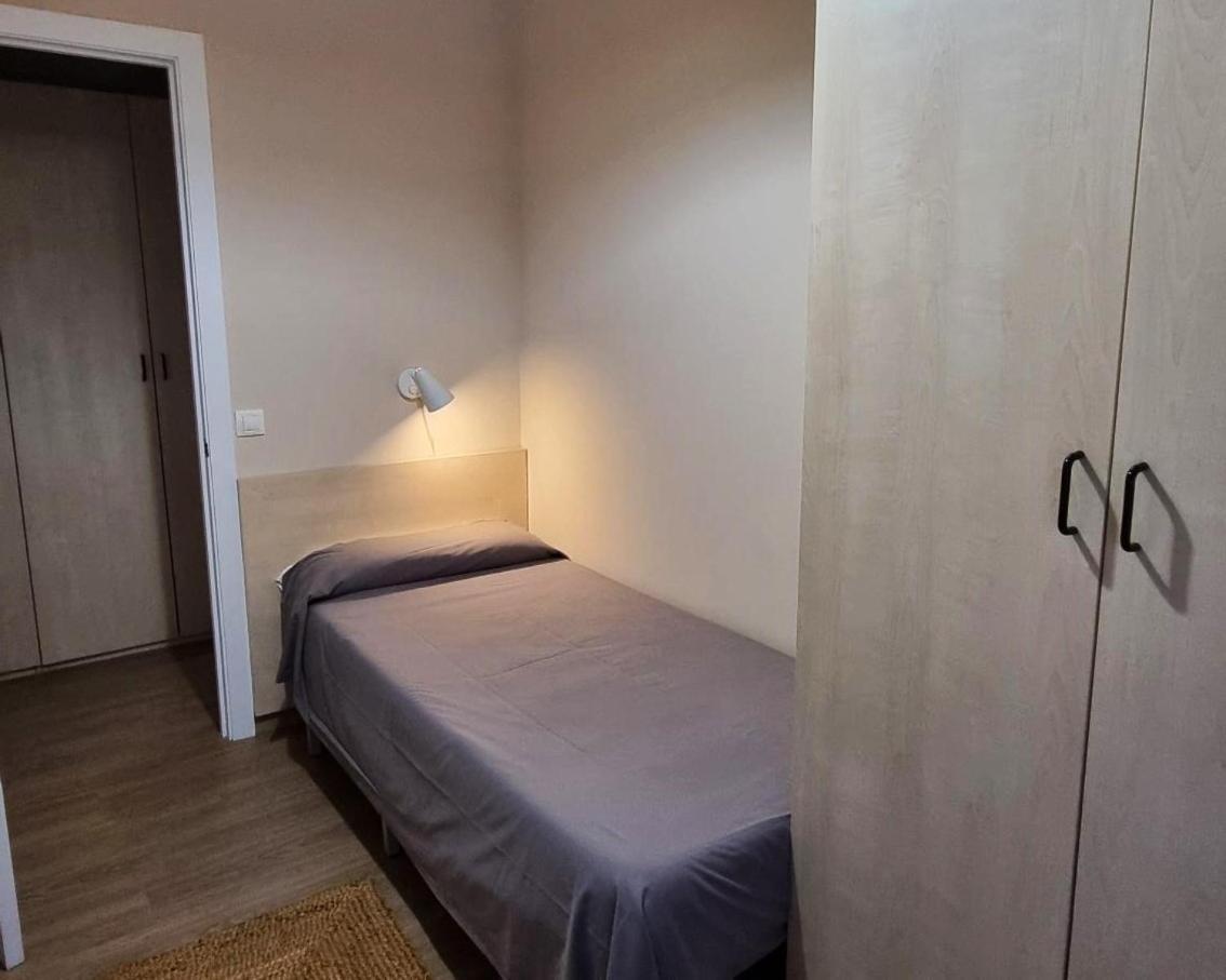 Residencia Universitaria Resa Damia Bonet Valencia Eksteriør billede